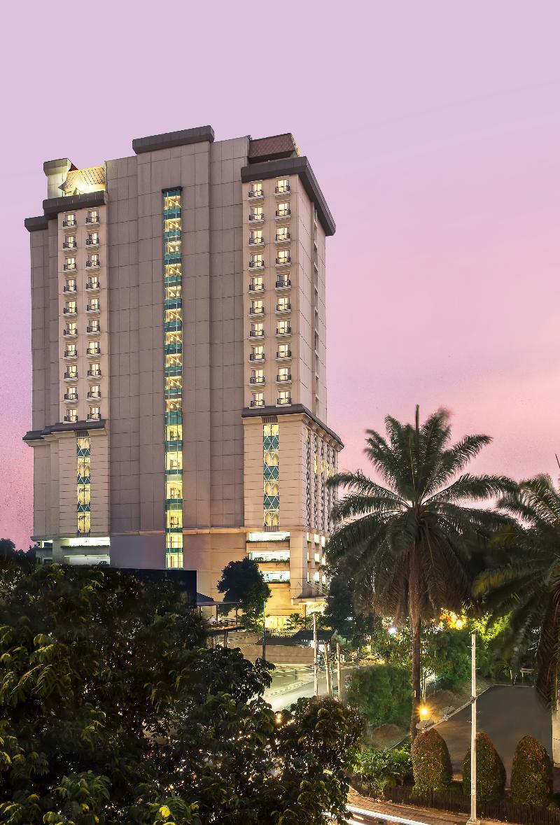 Swiss-Belhotel Bogor Exterior photo